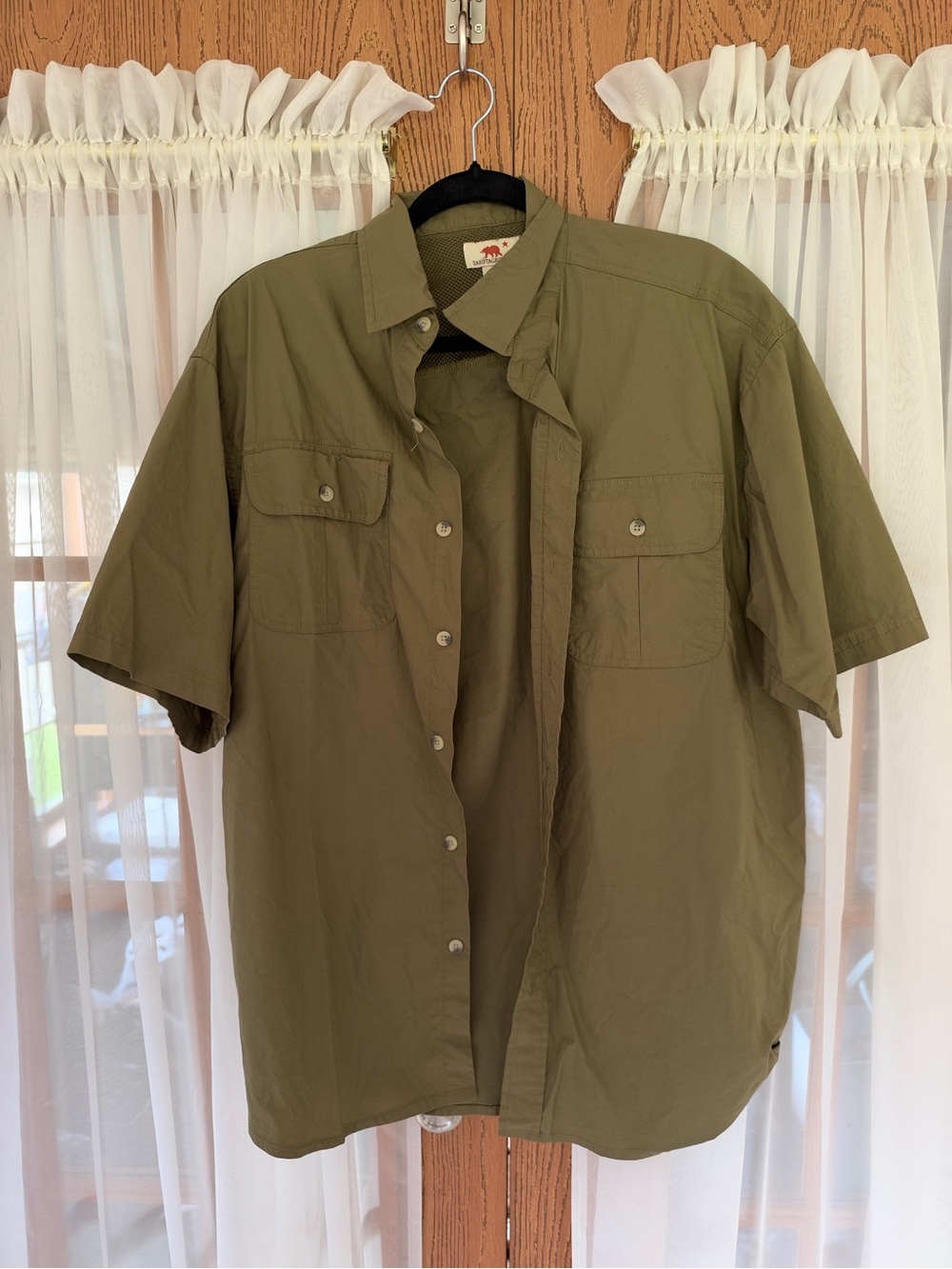 Men's Olive Short-Sleeve Button-Up Shirt